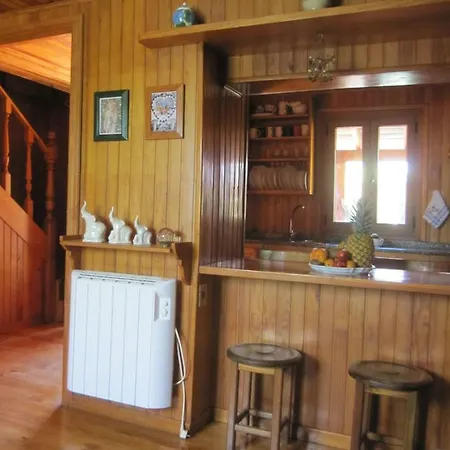 Casa De Madera 坎加斯德穆拉索