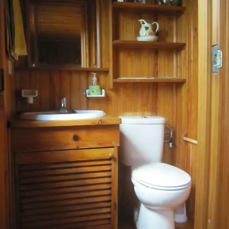 Casa De Madera Holiday home *