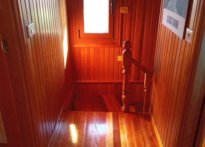 Casa De Madera בית נופש *